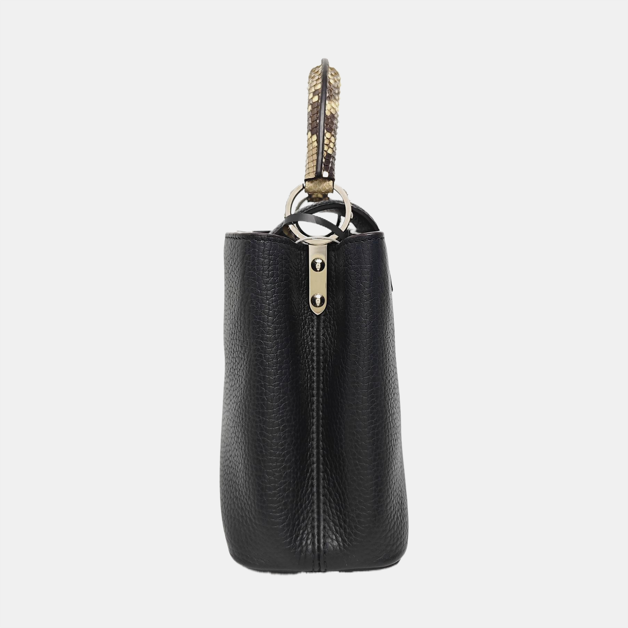 Authenticated pre-owned  CAPUCINES BB Calfskin Black - Shoulder Bag at Looply