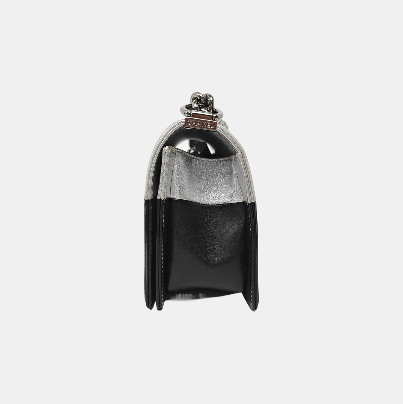Authenticated pre-owned  BOY CHANEL Medium Calfskin Black - Shoulder Bag at Looply