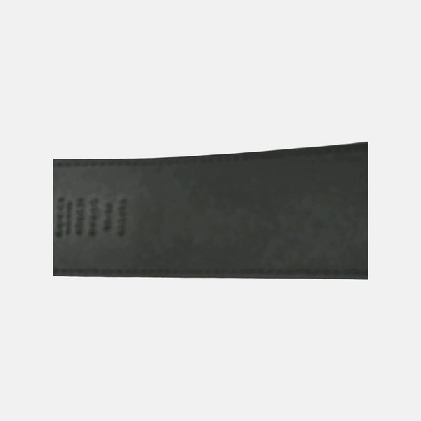 Cinturón de cuero negro