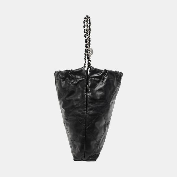 CHANEL 22 Medium Quilted Calfskin Black