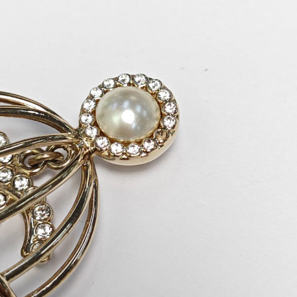 Metal Gold Brooch