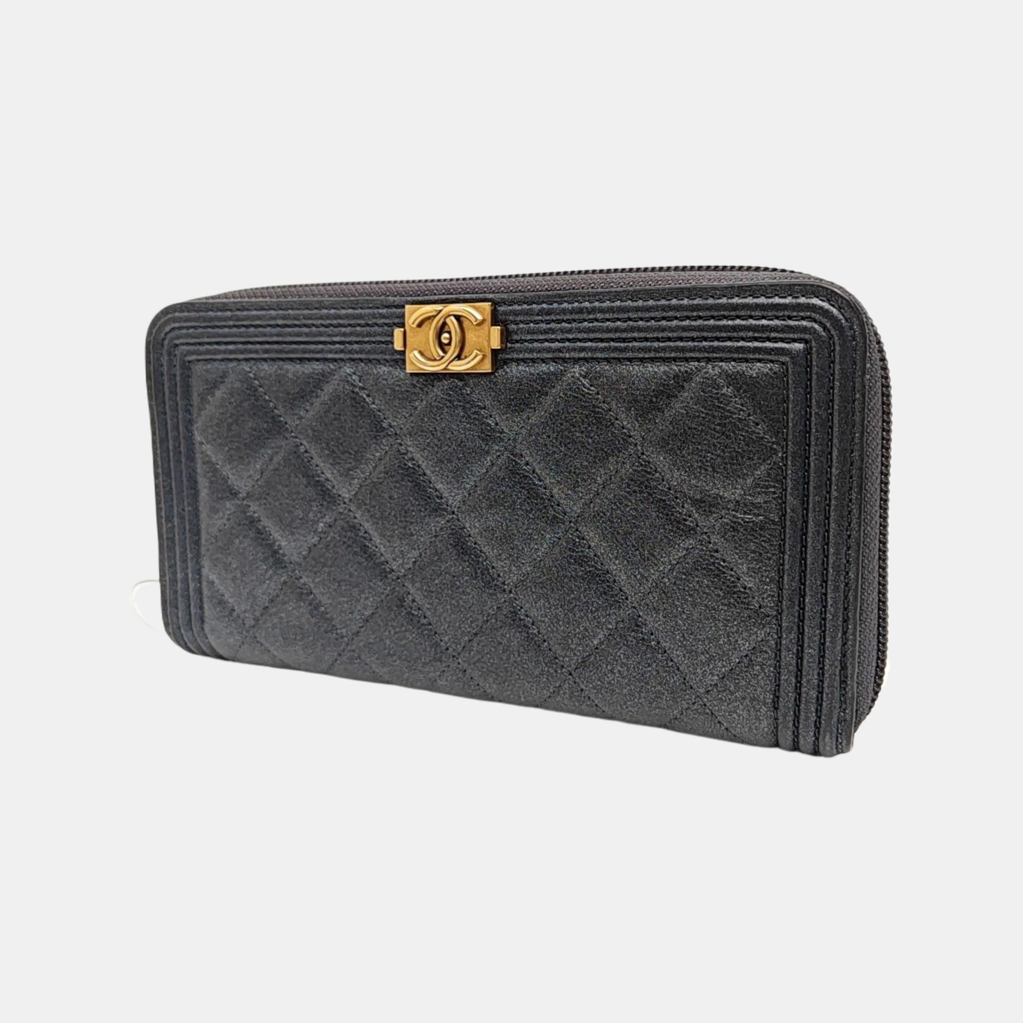 BOY CHANEL Mini Quilted Calfskin Blue Wallet
