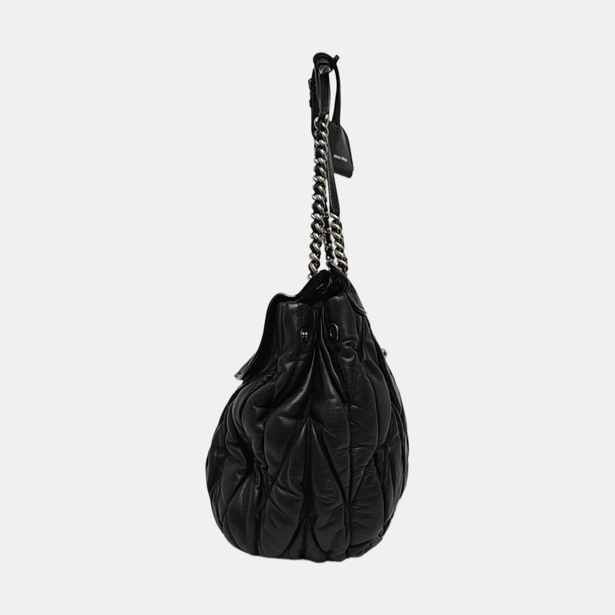 Miu Coffer Quilted Lambskin Black