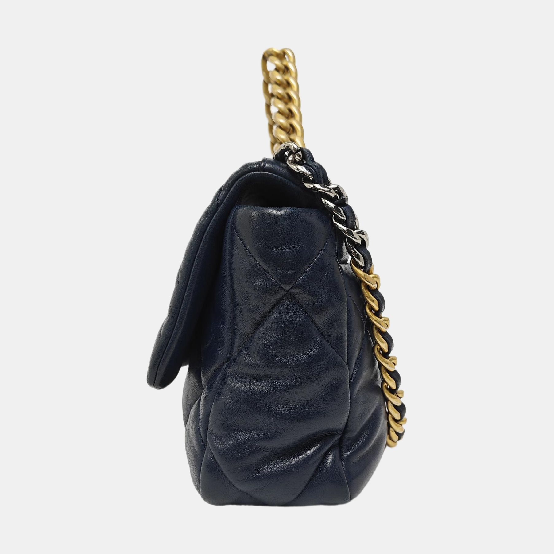 CHANEL 19 Pequeño Piel de Cordero Acolchada Azul