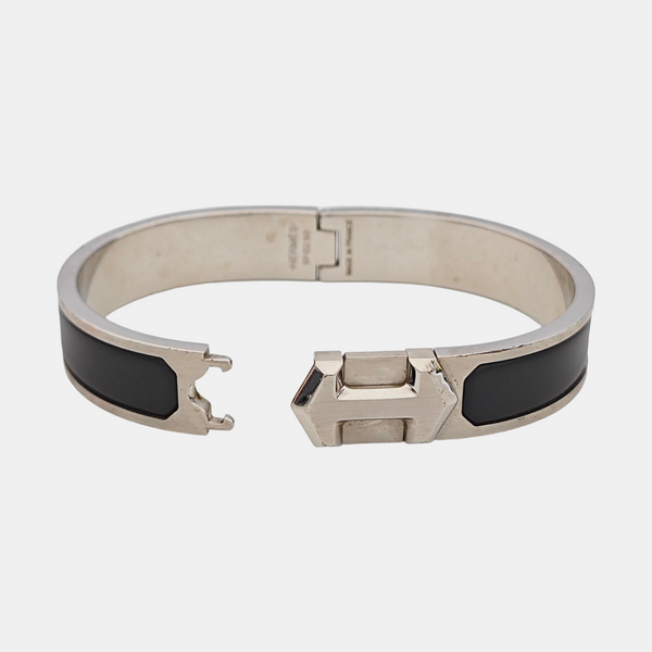 Super H Metal Silver Bangle