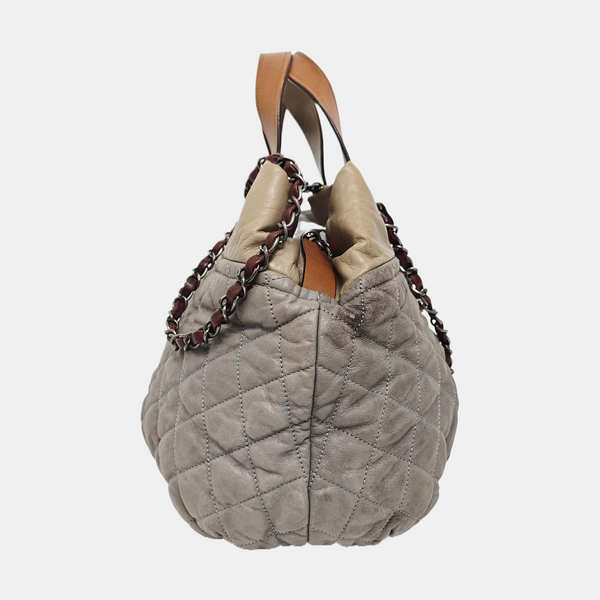 TOTE BAG Quilted Calfskin Gray