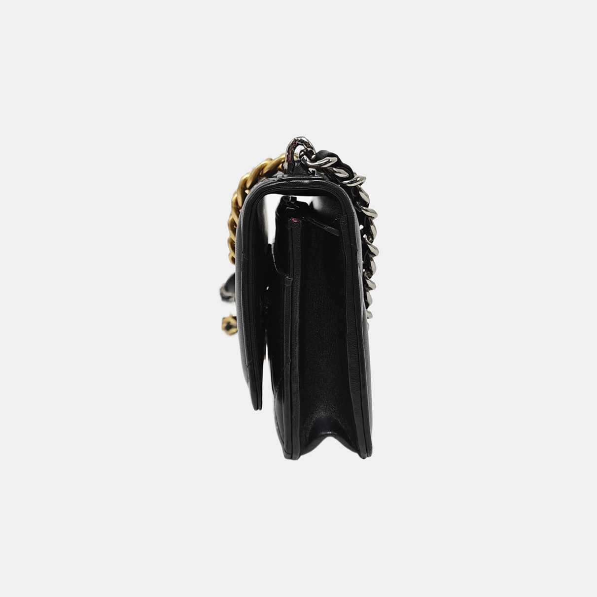 CHANEL 19 WOC Quilted Lambskin Black