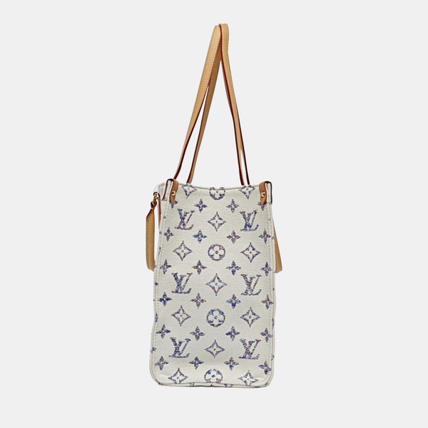 ONTHEGO MM Monogram Canvas White