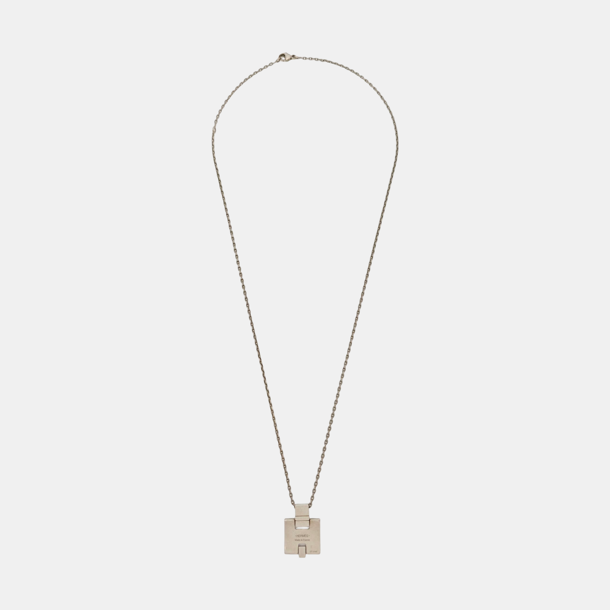 Eileen Metal Silver Necklace