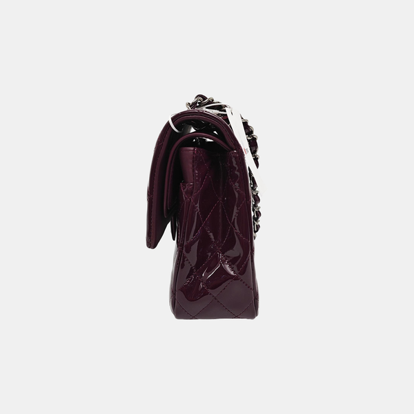 Authenticated pre-owned  CLASSIC FLAP Medium Patent Calfskin Purple - Shoulder Bag at Looply