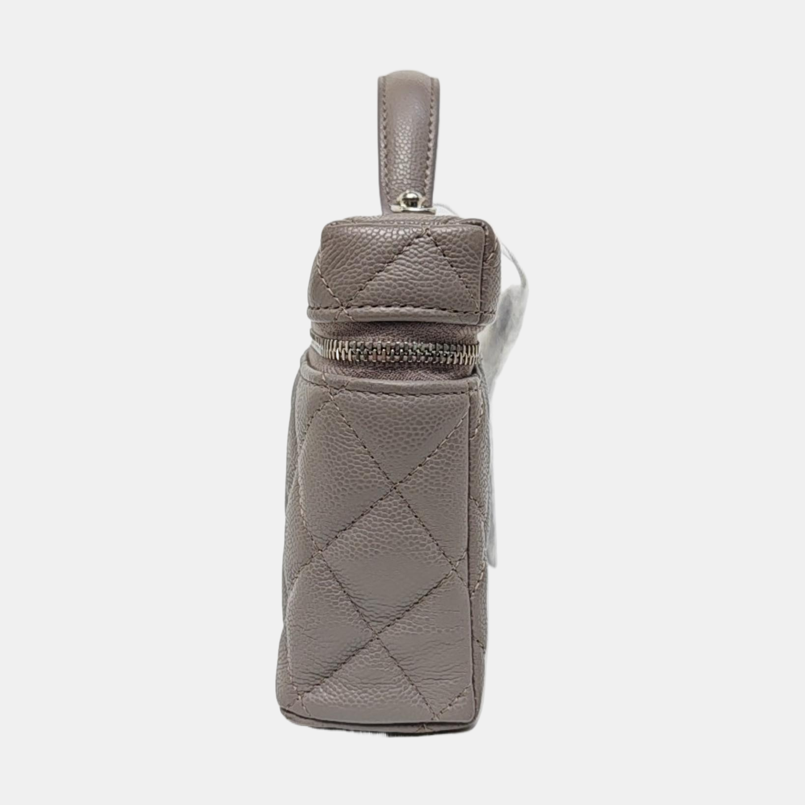 VANITY CASE Quilted Grained Calfskin Gray