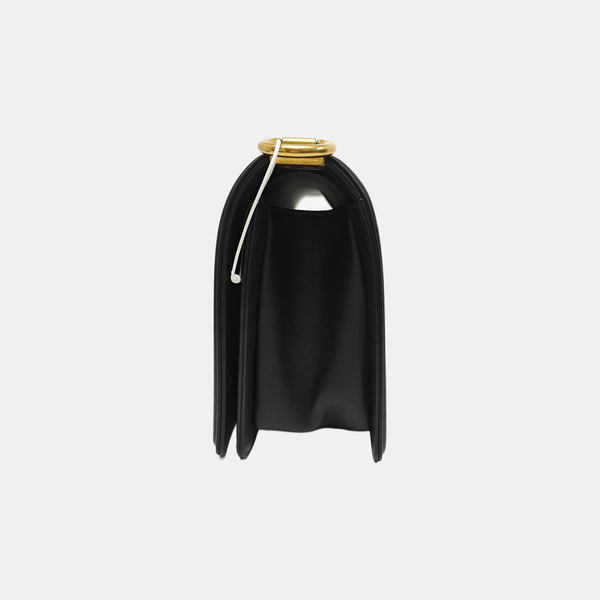BOY CHANEL Medium Quilted Calfskin Black