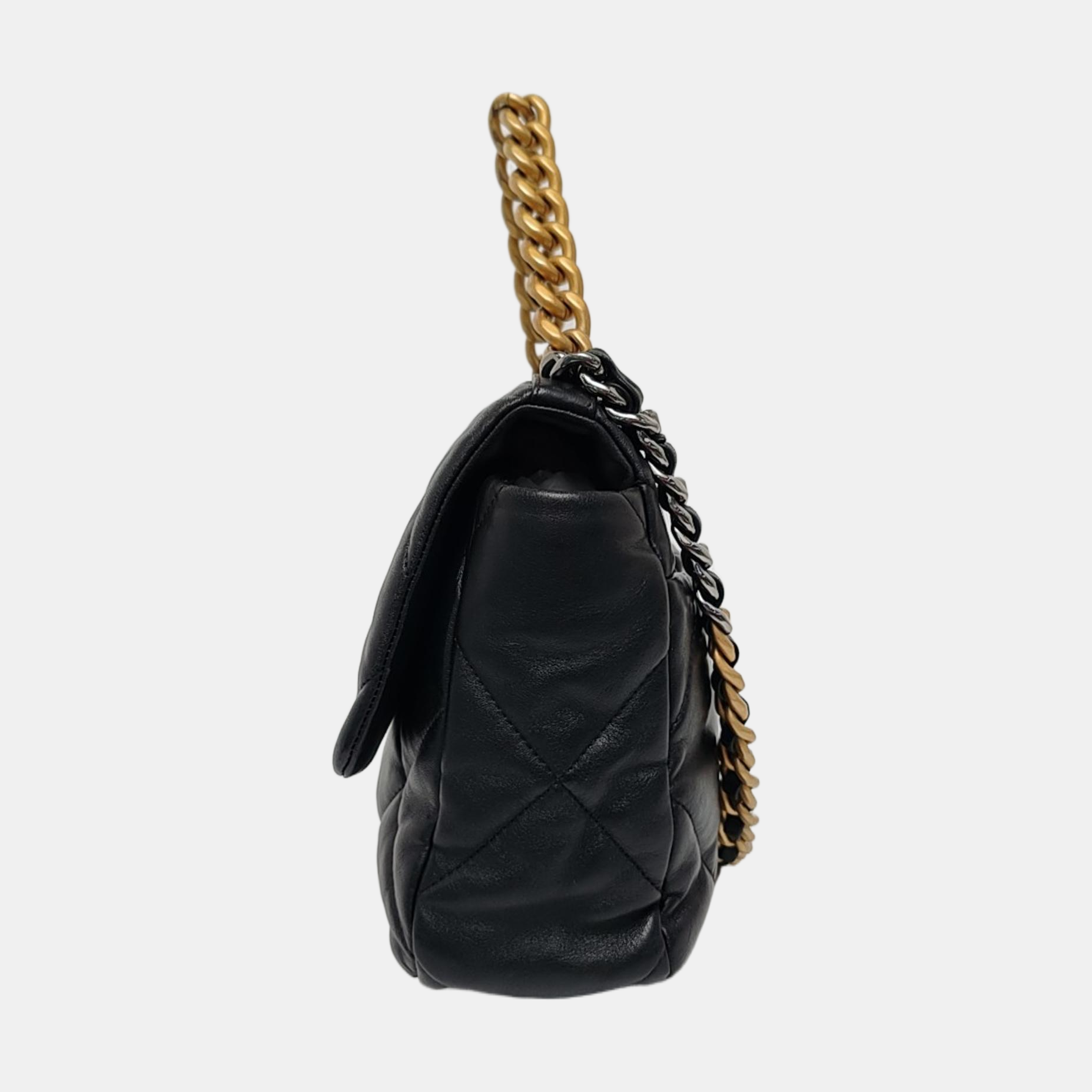 CHANEL 19 Medium Quilted Lambskin Black