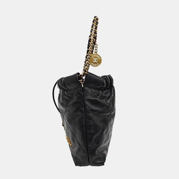 CHANEL 22 Mini Quilted Calfskin Black