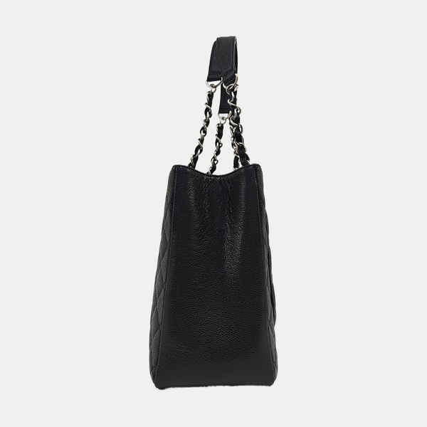 CHANEL GST Grande Piel de Becerro Granulada Acolchada Negra