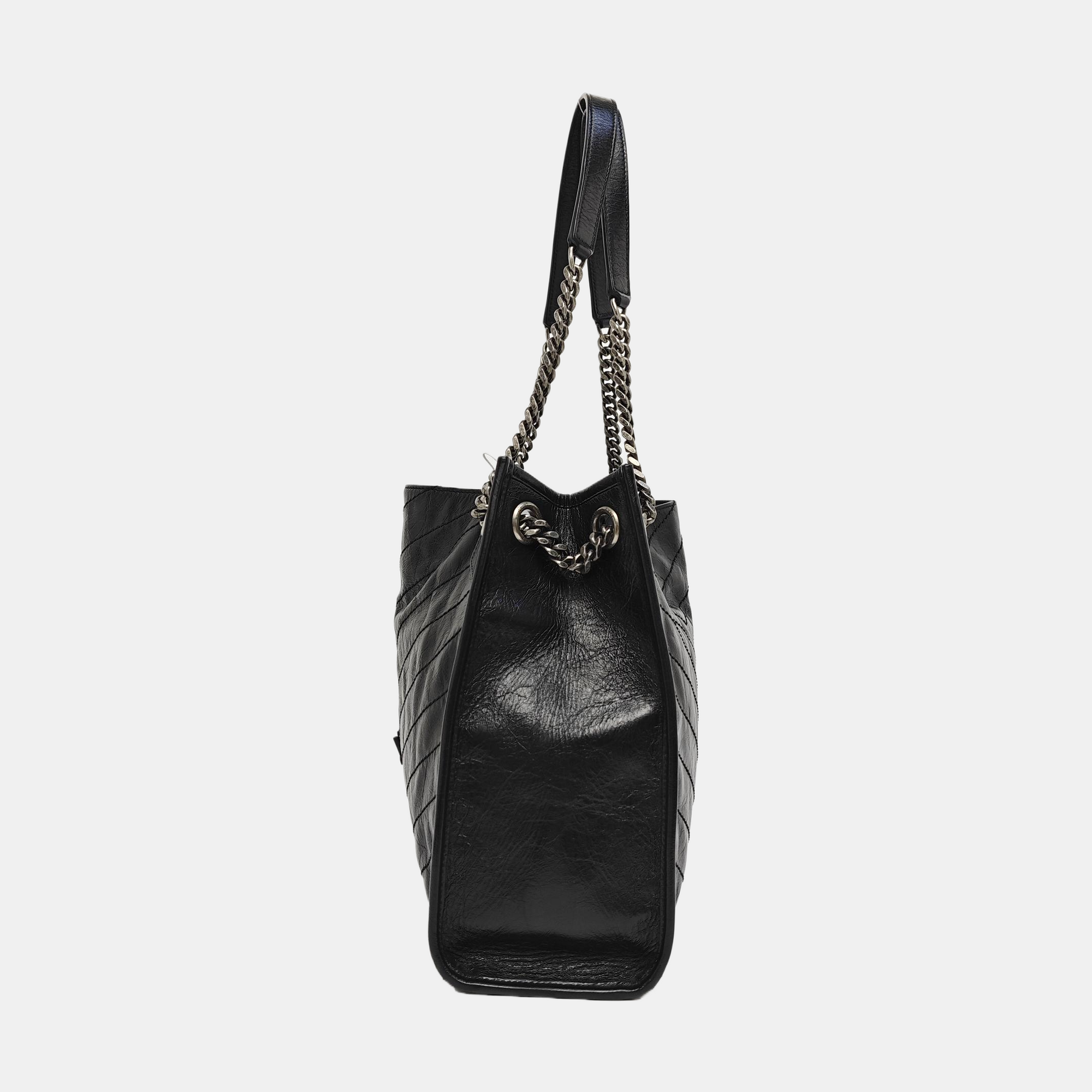 NIKI Medium Chevron Calfskin Black