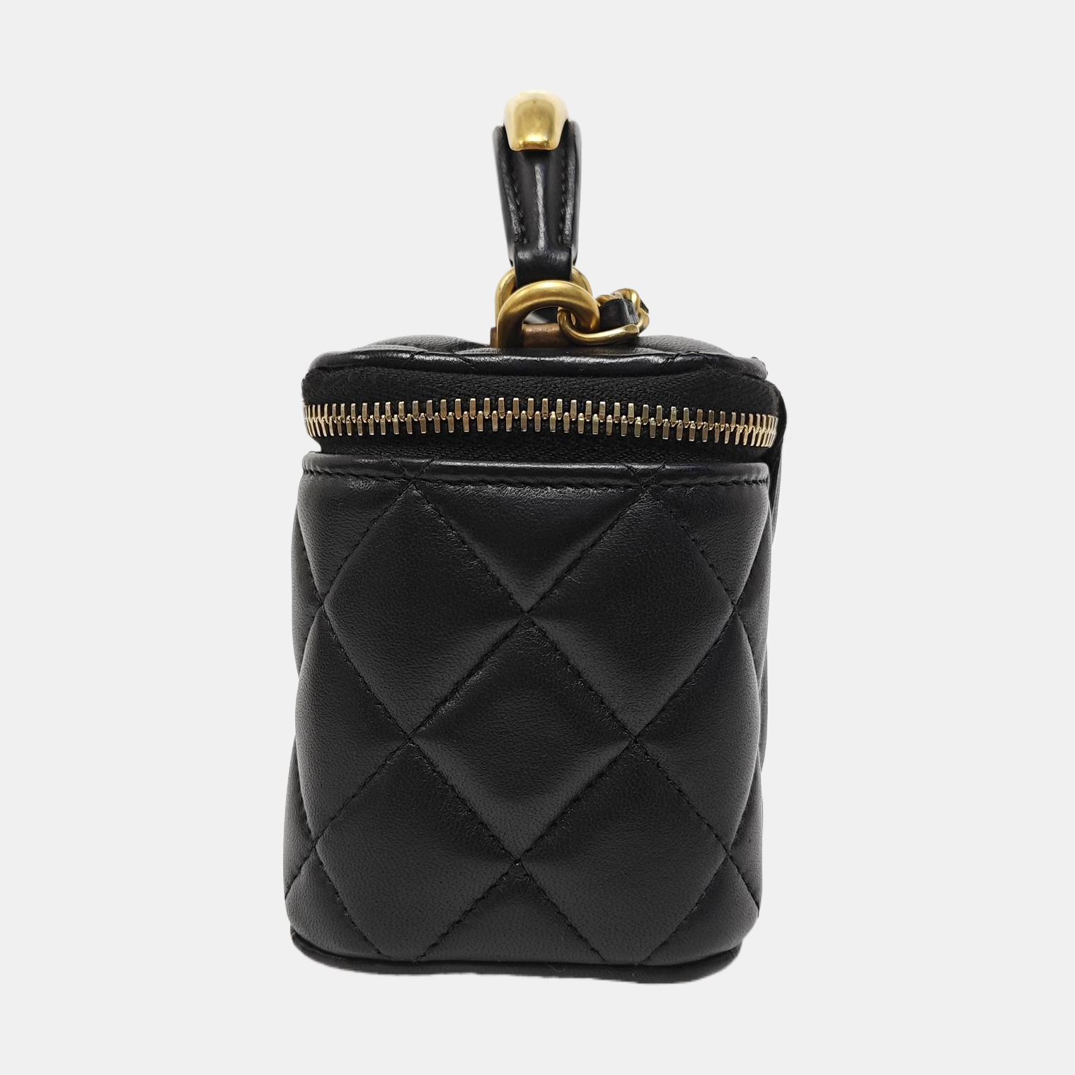 VANITY CASE Mini Quilted Lambskin Black