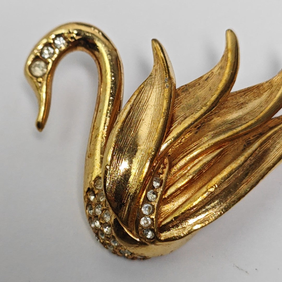 Metal Gold Brooch