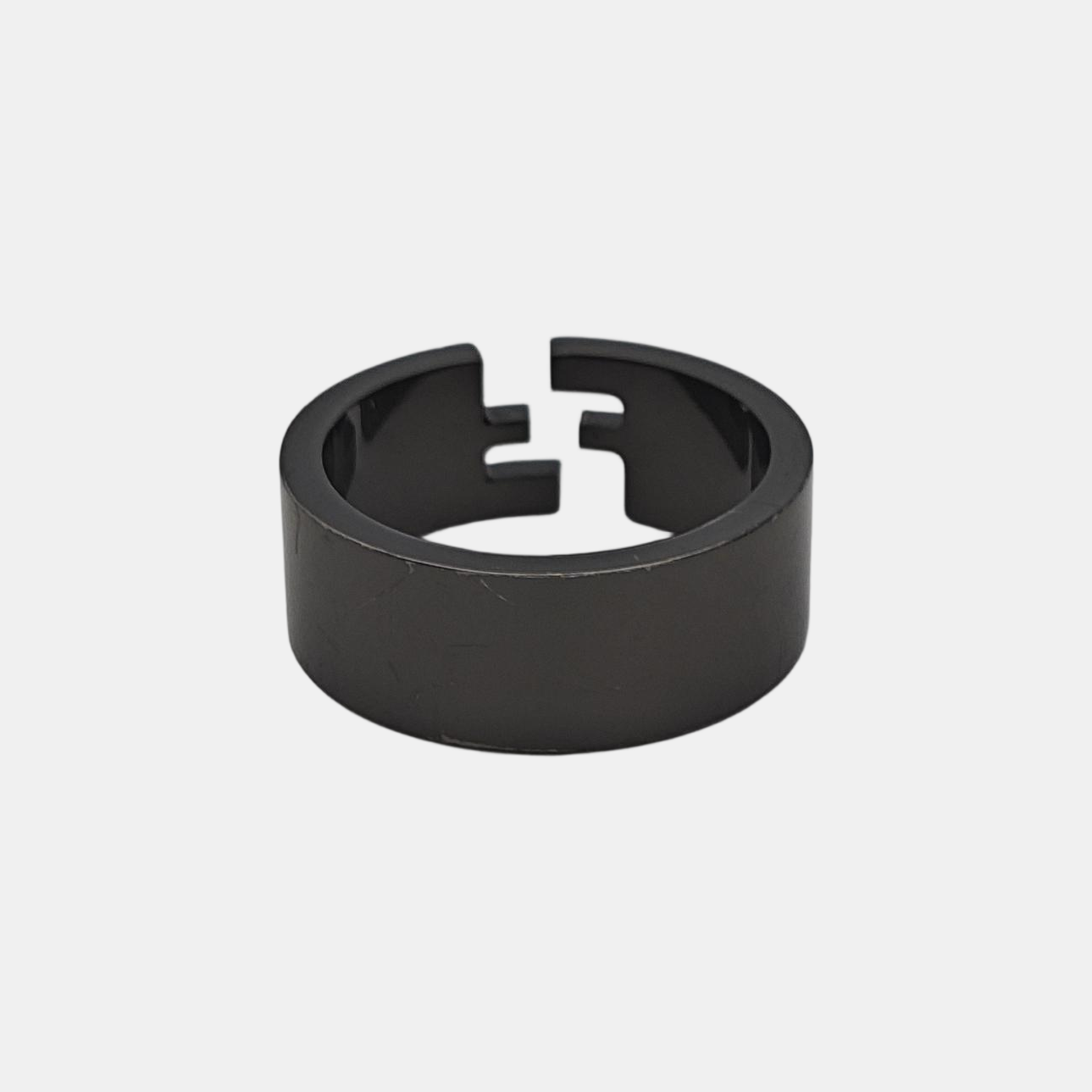 Ceramic Black Ring EU 61