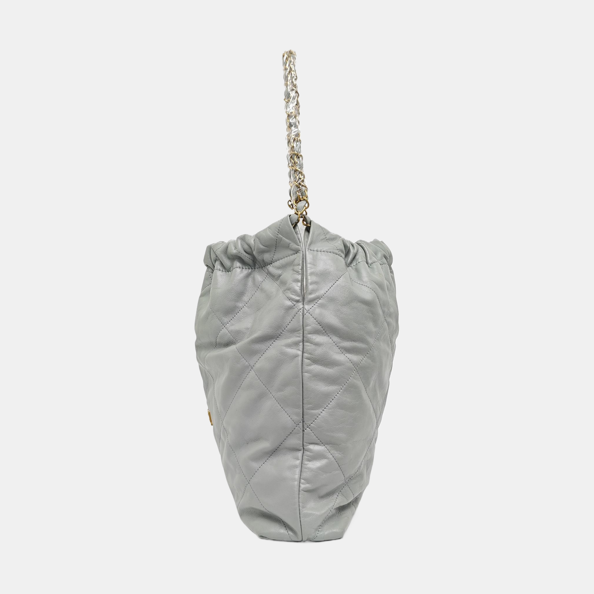 CHANEL 22 Medium Quilted Calfskin Green