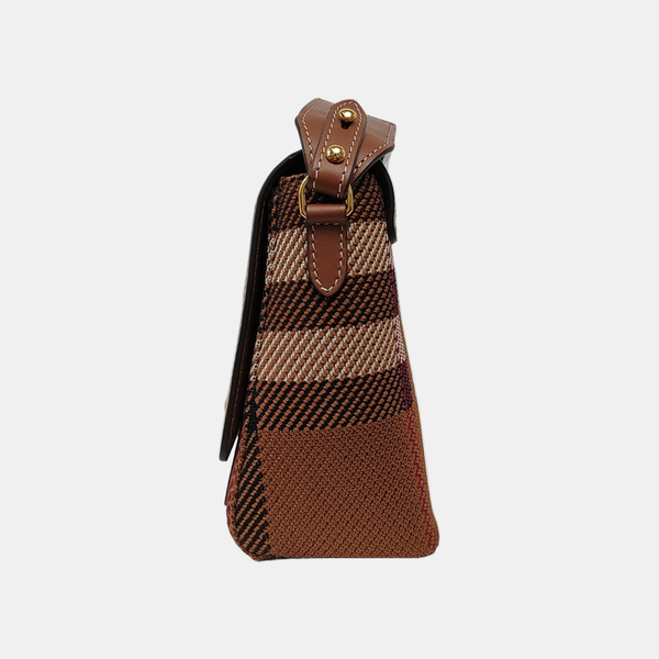 Canvas Brown