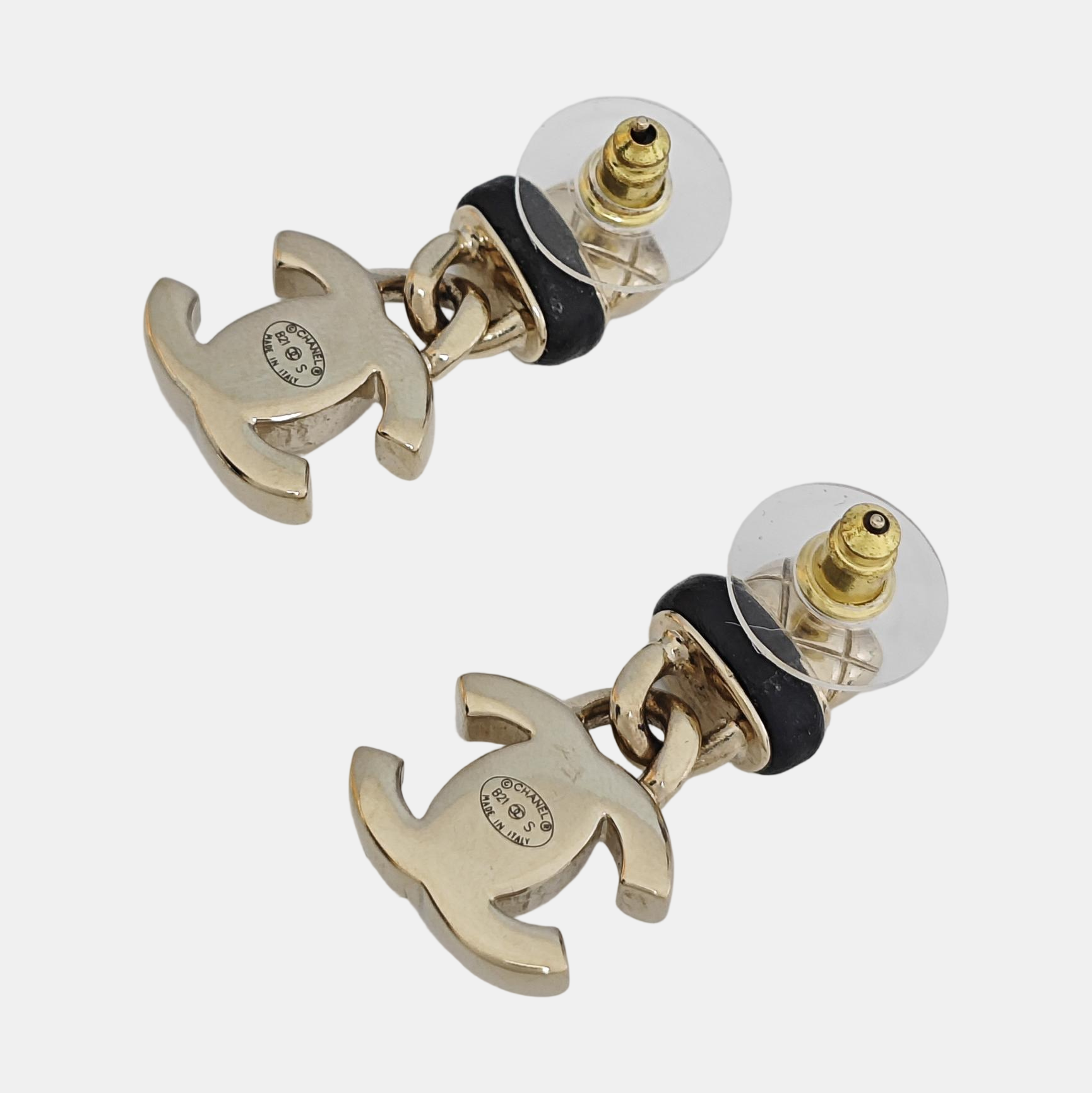 Metal Gold Stud Earrings