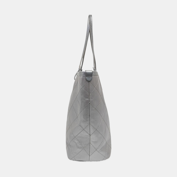 SHOPPING FEVER TOTE Quilted Grained Calfskin Silver