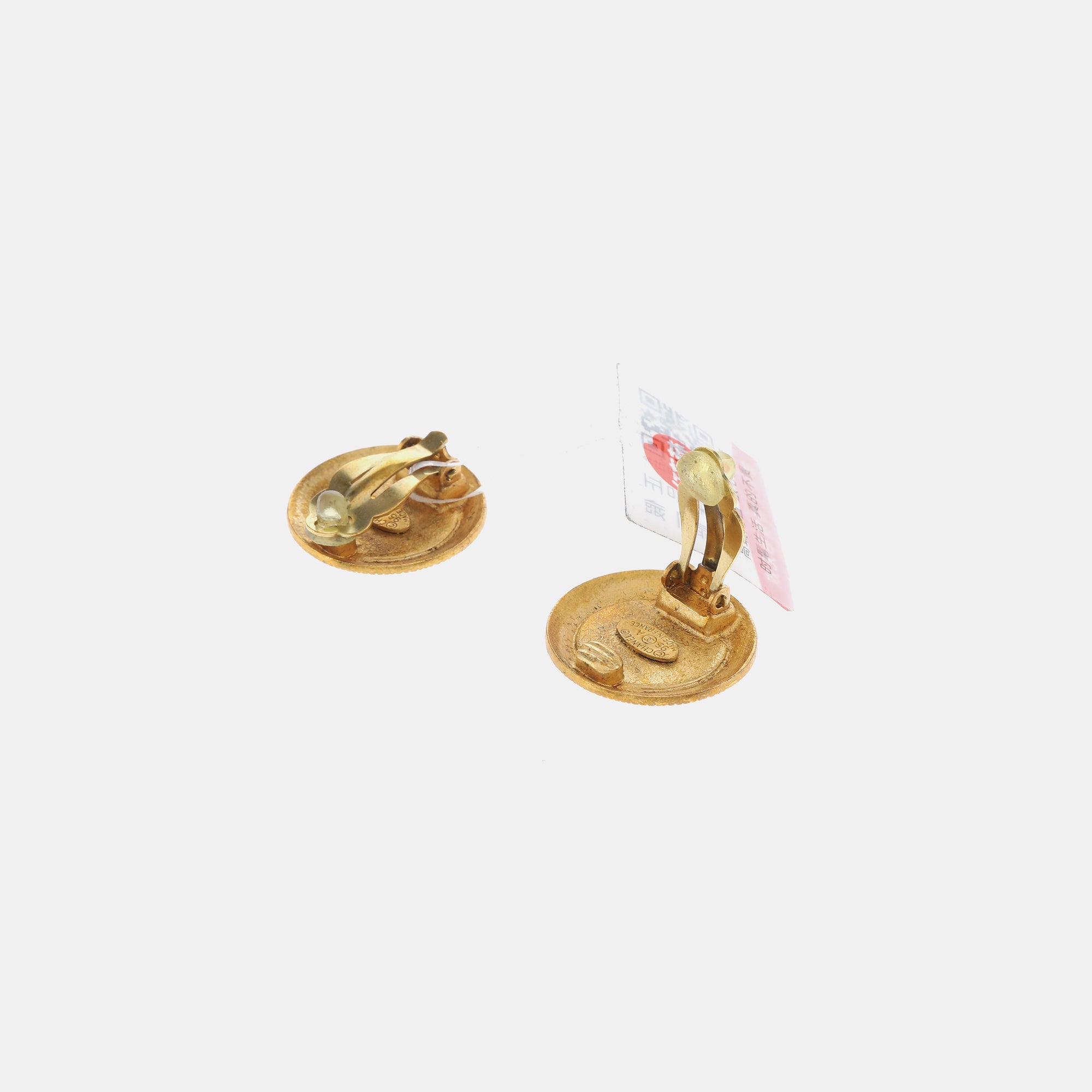 Pendientes de clip de metal dorado
