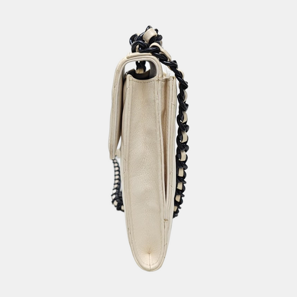 CHANEL 19 Quilted Calfskin White