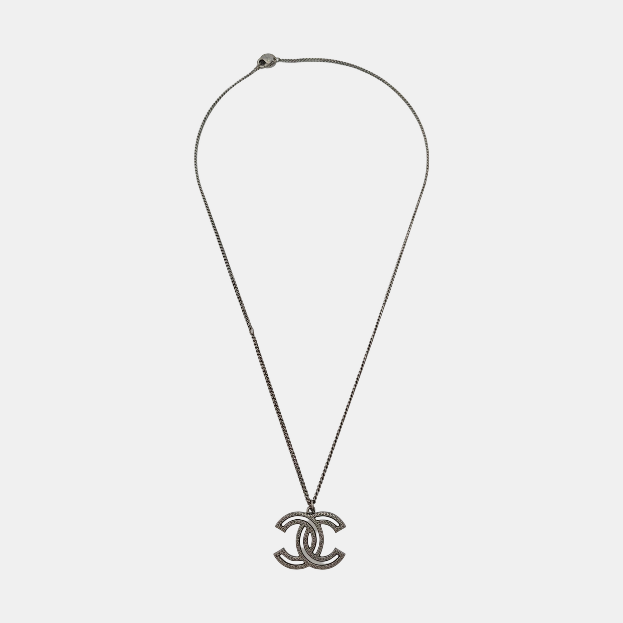 Metal Clear Necklace