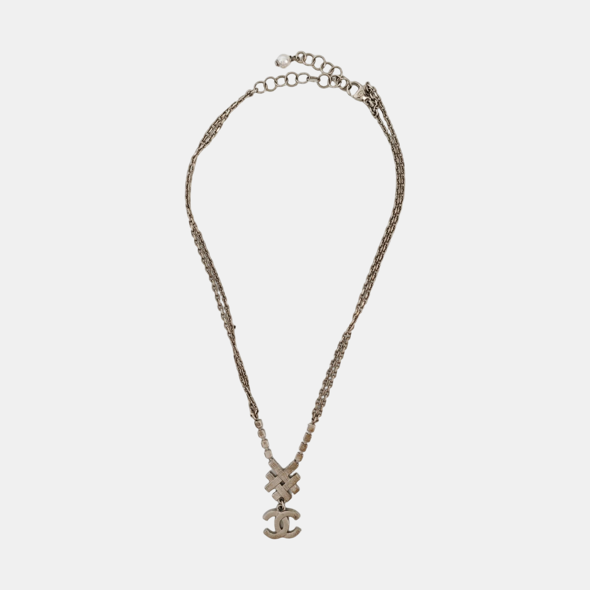 Metal Silver Necklace