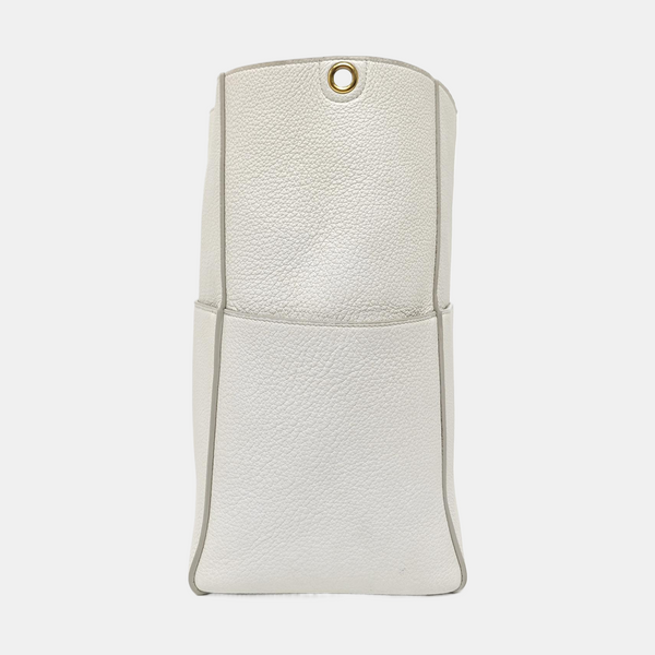 Authenticated pre-owned  SANGLE Calfskin White - Bucket Bag at Looply