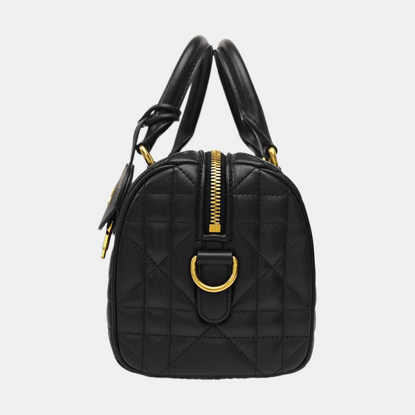 Groove 16 Cannage Calfskin Black