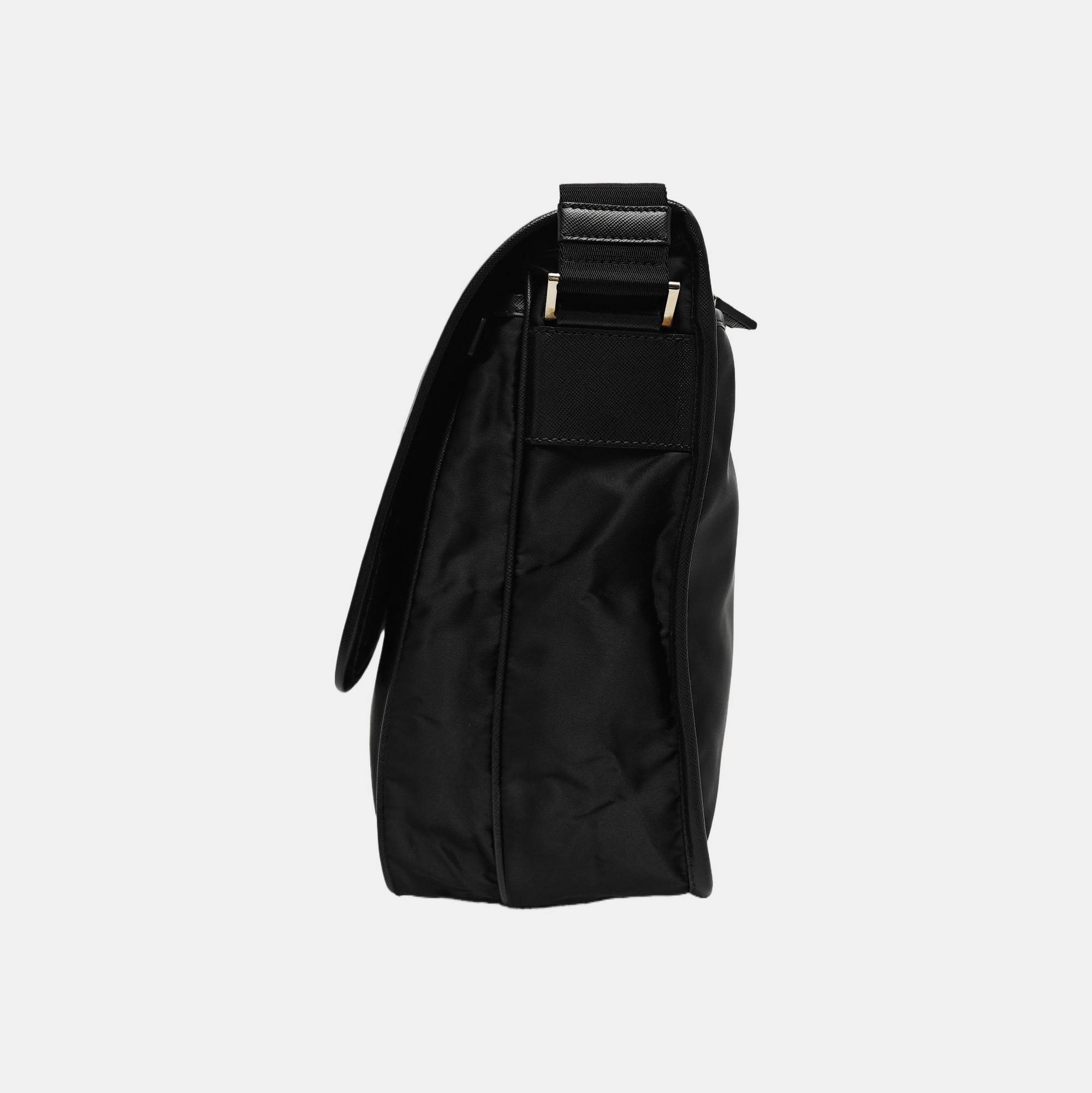 Vela Messenger Bag Nylon Black