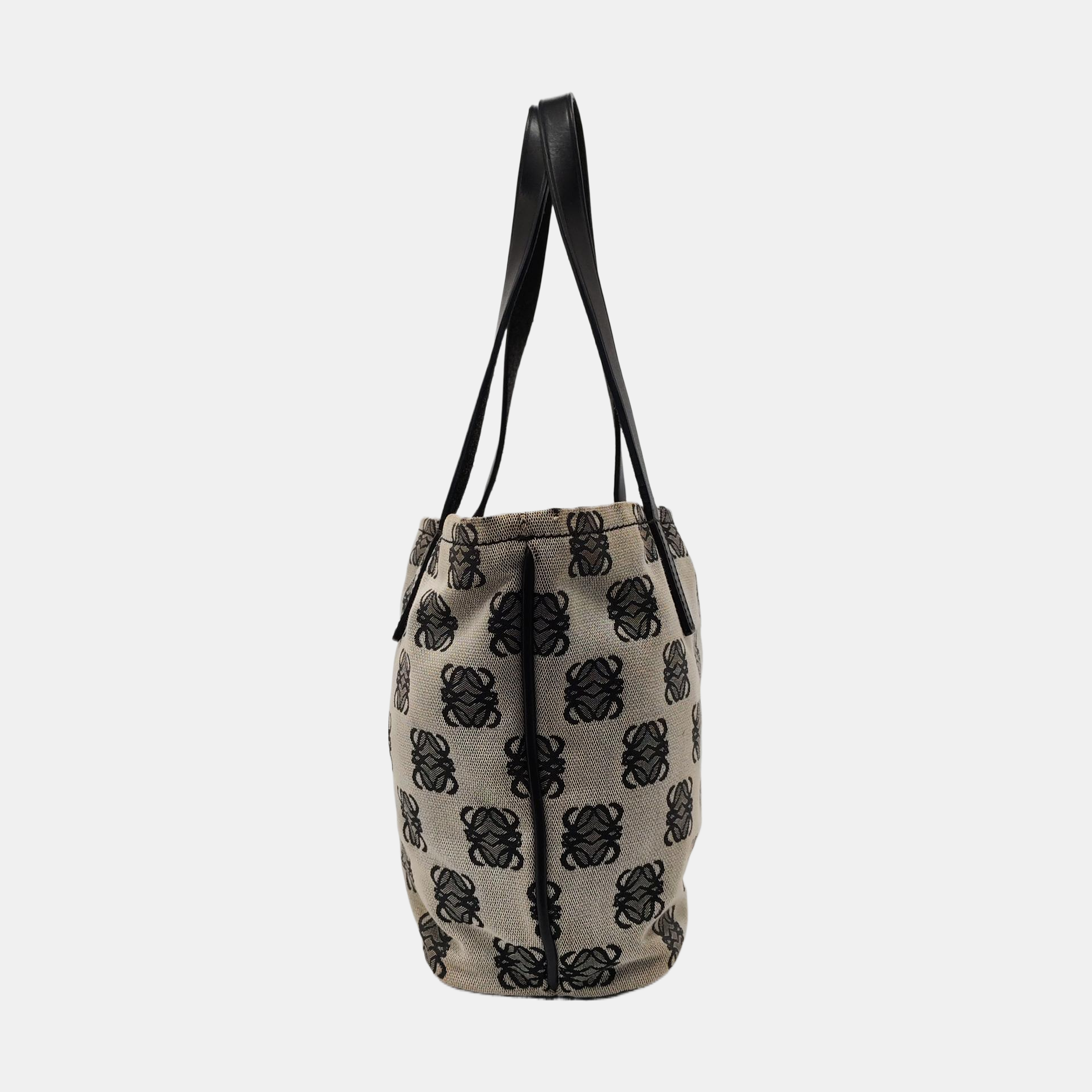 Monogram Canvas Gray