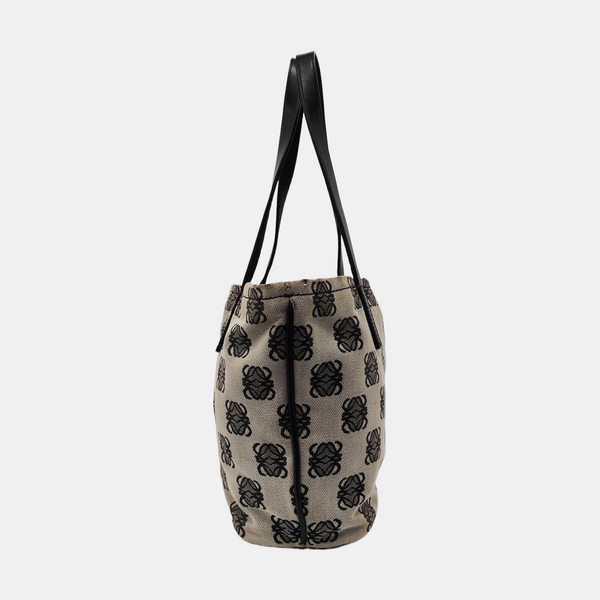 Monogram Canvas Gray