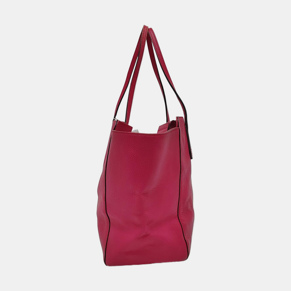 Swing Medium Calfskin Red
