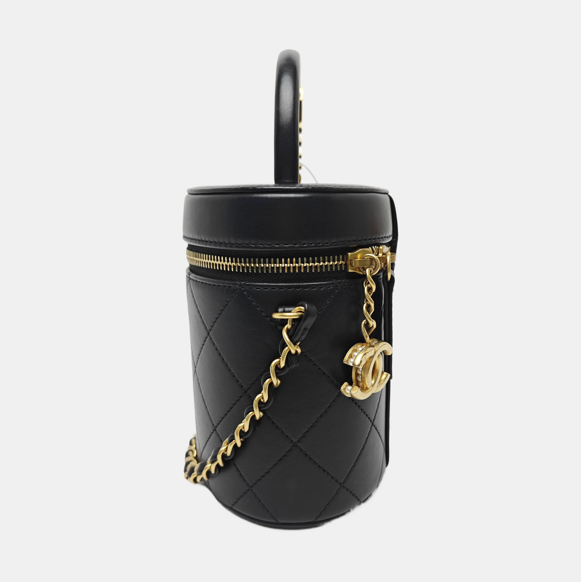 Quilted Calfskin Bucket Bag Black