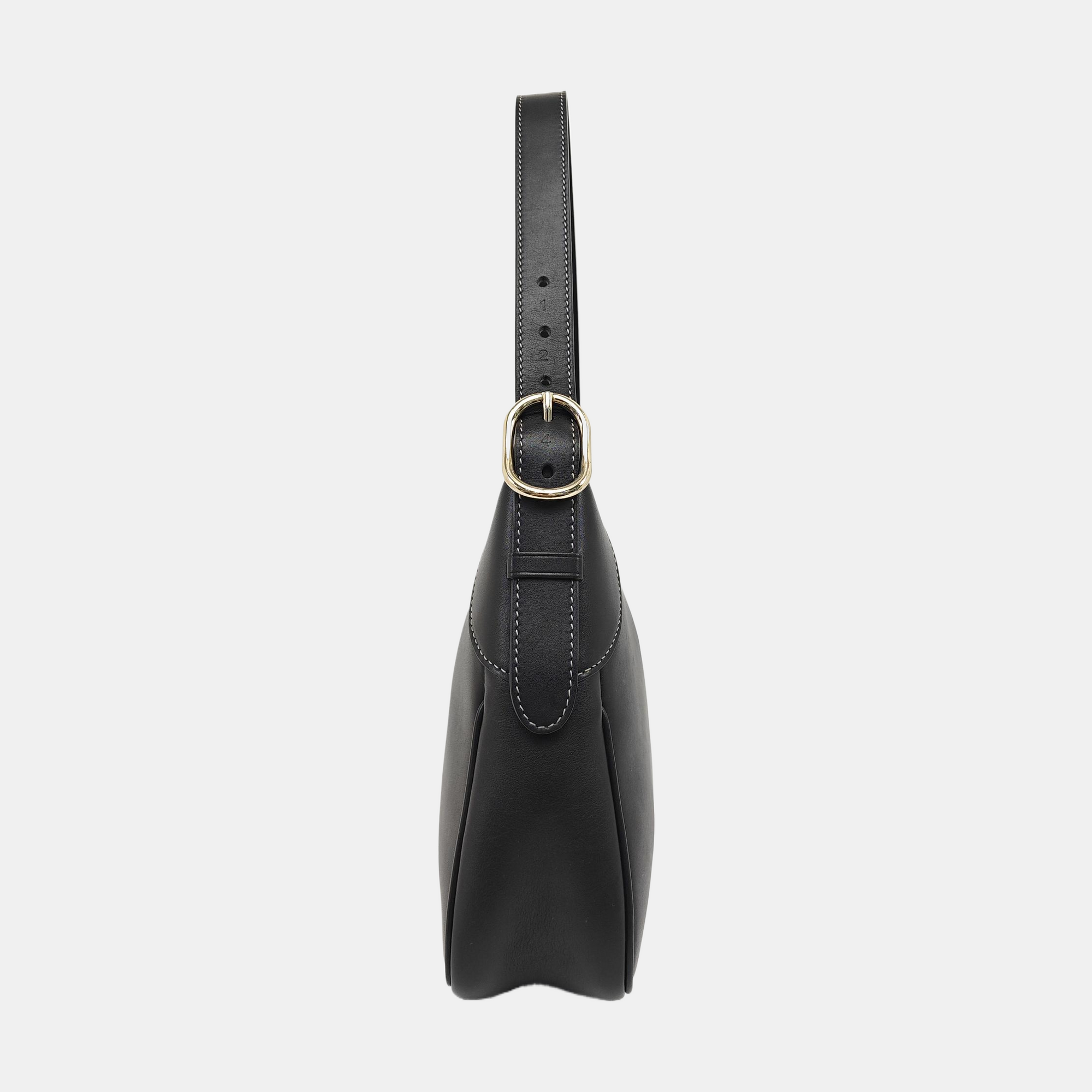 GG Emblem Medium Calfskin Black