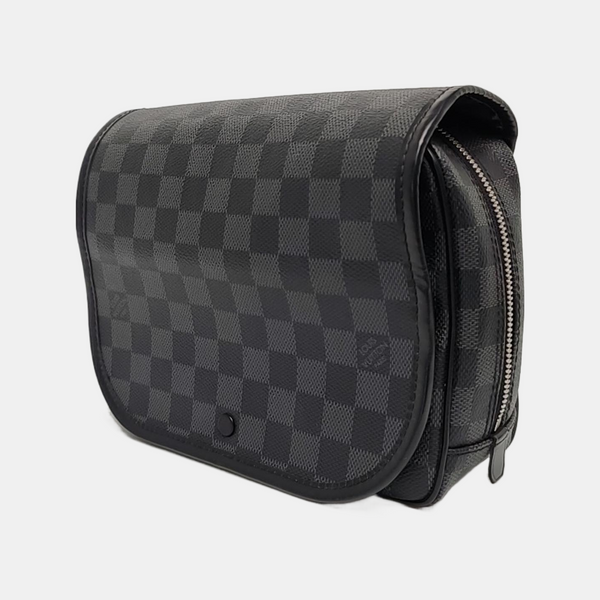 TOILETRY Damier Graphite Coated Canvas Gray