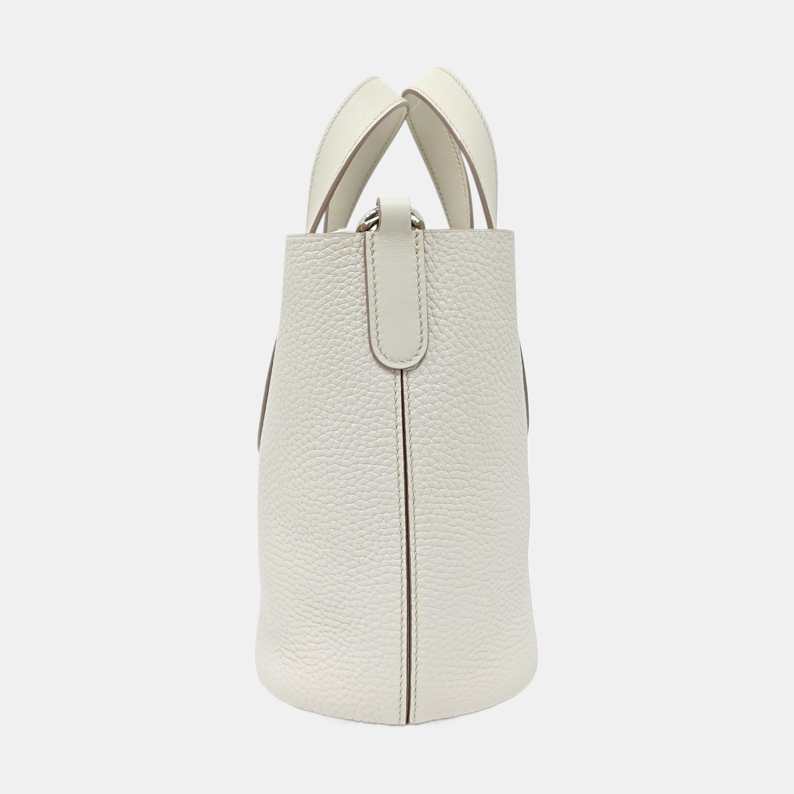 In-The-Loop 18 Clemence White