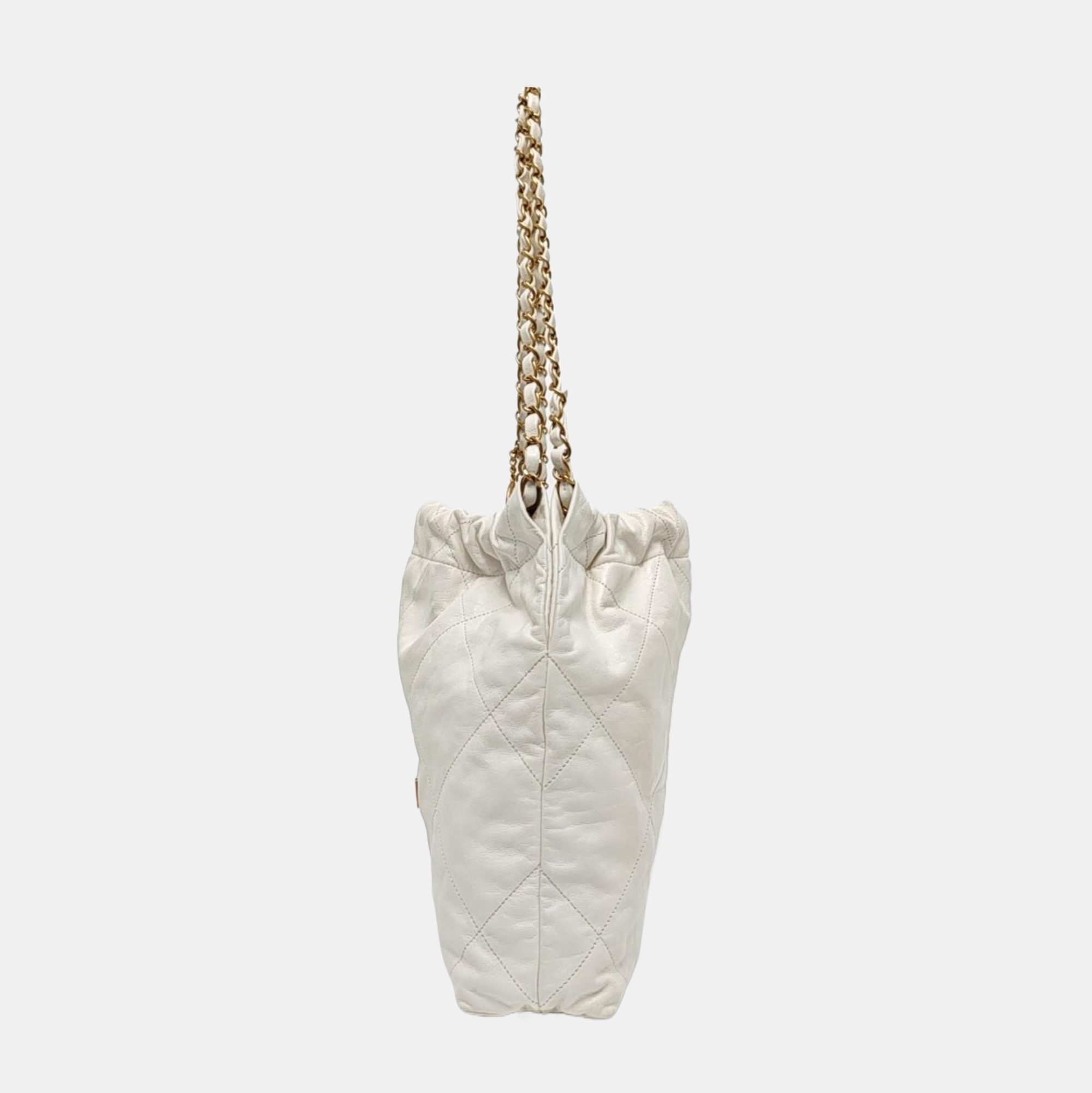 CHANEL 22 Small Quilted Calfskin White