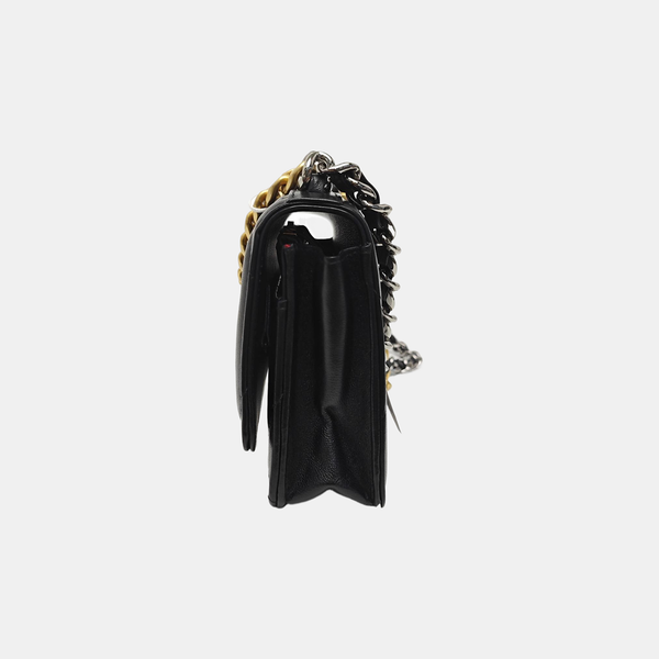 CHANEL 19 WOC Quilted Lambskin Black