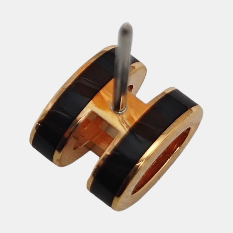Pop H Metal Black Stud Earrings