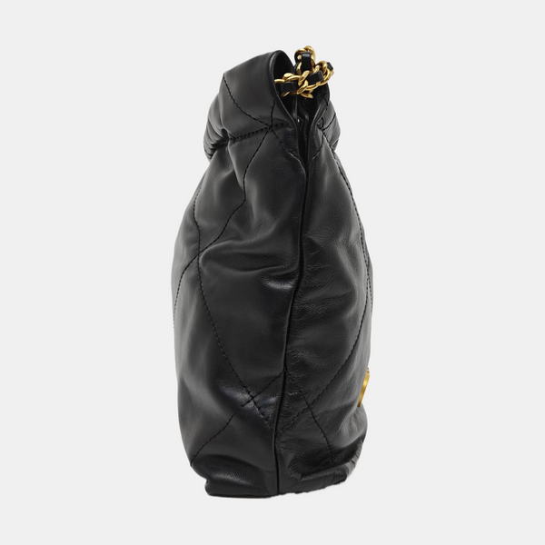 CHANEL 22 Mini Quilted Calfskin Black