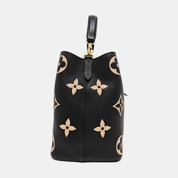 NÉONOÉ MM Calfskin Black