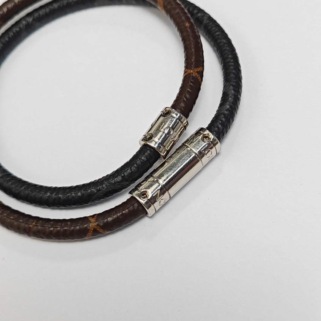 KEEP IT Metal Brown Bangle