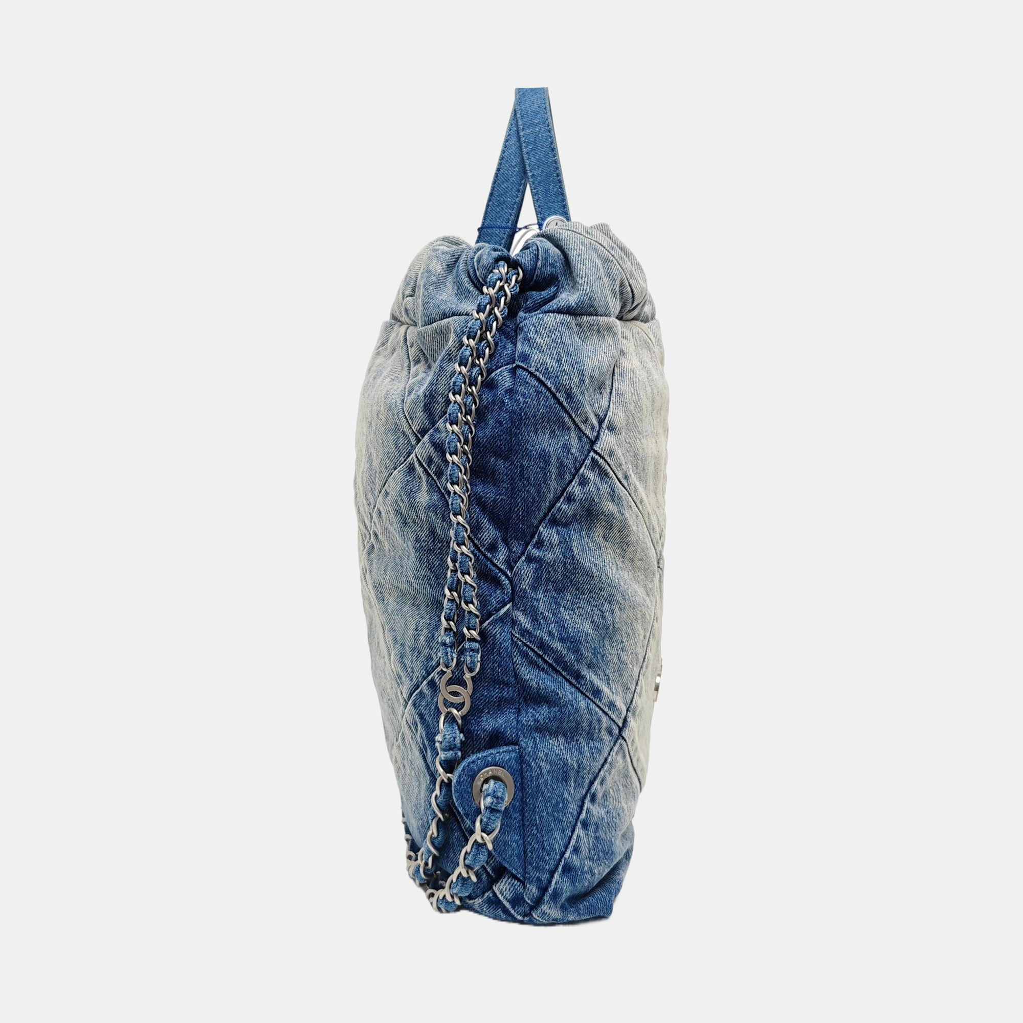 CHANEL 22 Small Quilted Denim Blue