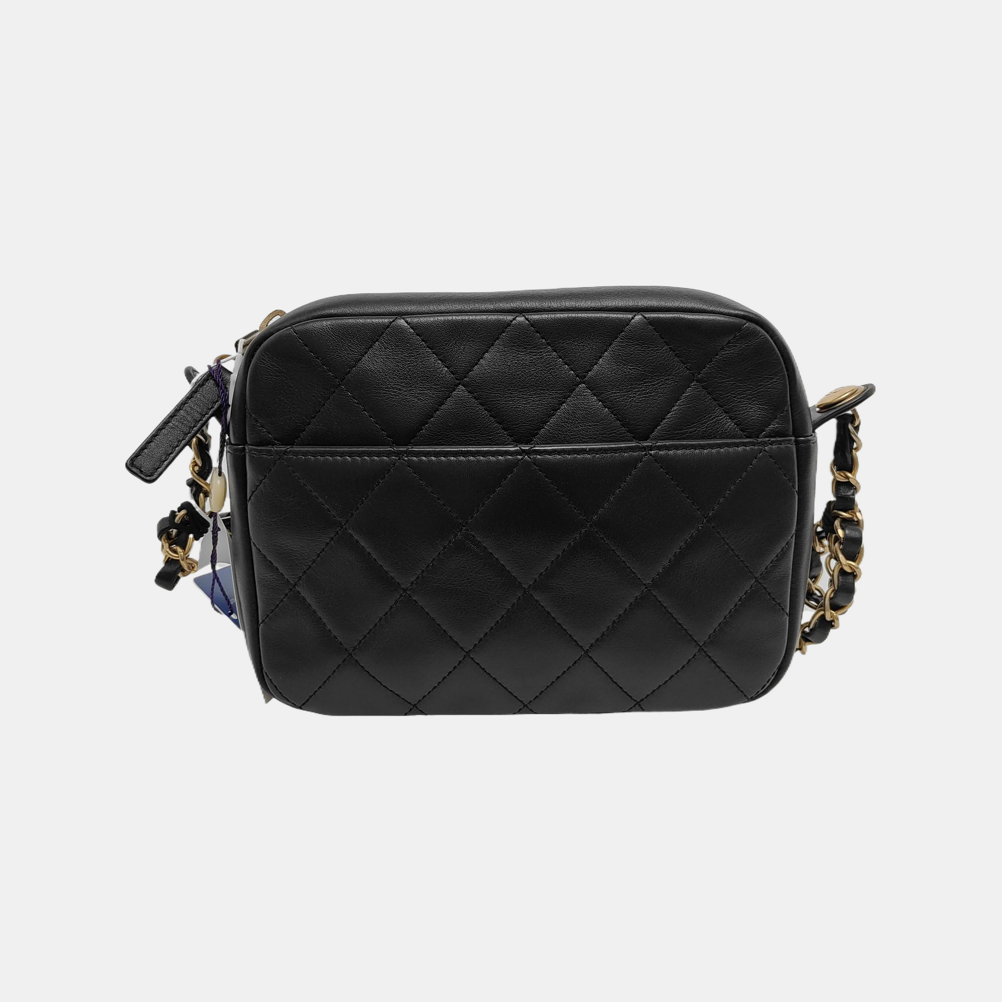 LOGO ENCHAINED FLAP Quilted Calfskin Black