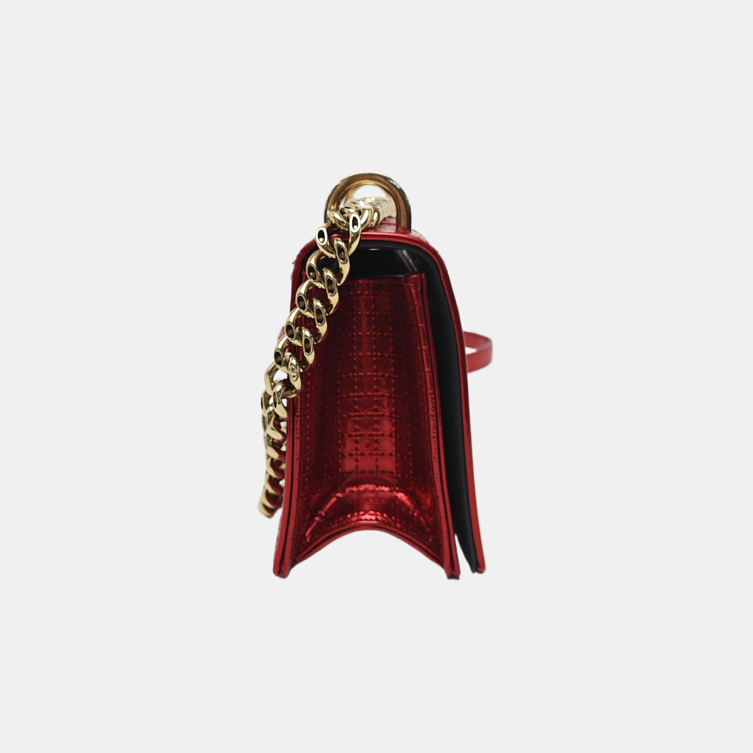 Authenticated pre-owned  Diorama Quilted Calfskin Red - Crossbody Bag at Looply